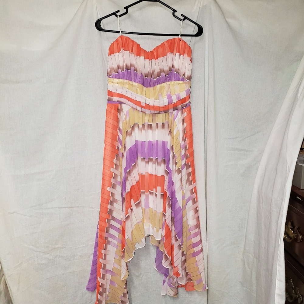 Strapless asymmetrical colorful dress